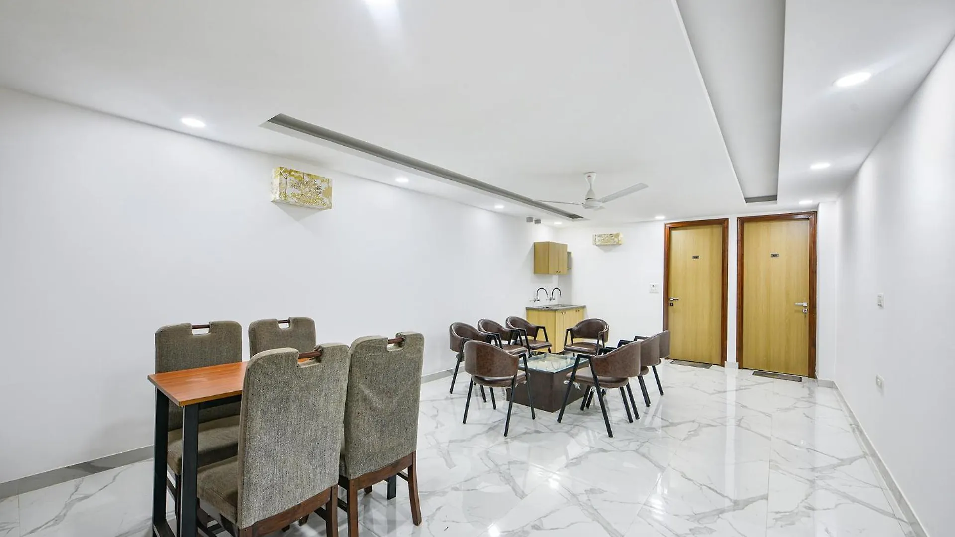 Fabhotel Luxe 8 Stayz Gurgaon 3*,